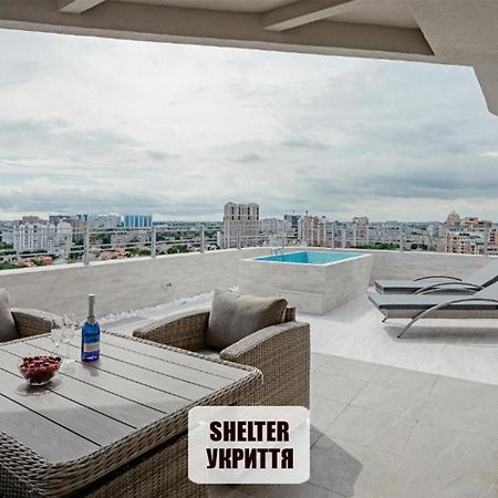 Plaza Arcadia Apartments Odessa Exterior foto